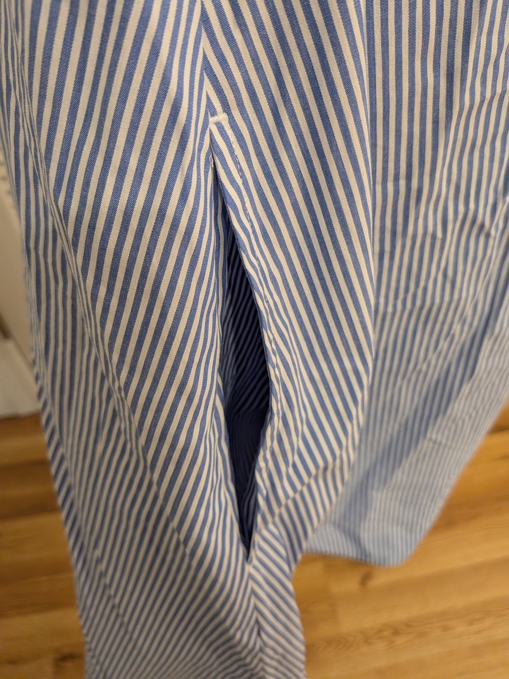 B#1: Women's Blue & White Striped Ruffle-Sleeve Dress Size XL (16-18) - Picture 2 of 4